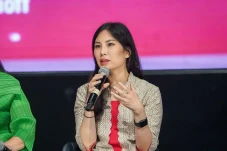 Angela Tanoesoedibjo...