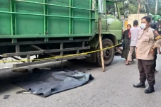 Tragis! Perbaiki Rem,...