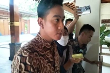 Anies dan Ganjar Gugat...