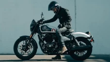Royal Enfield Umumkan...