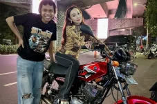 Selebgram Putri Permata...