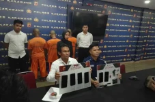 Penemuan Mayat Bertelanjang...
