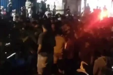 Viral Anggota TNI Dikeroyok...