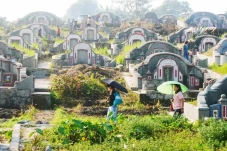 Taman Makam Yayasan...
