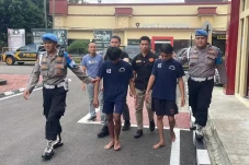 Polisi Tangkap 4 Pelaku...