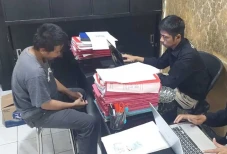 Buron 3 Bulan, Polisi...