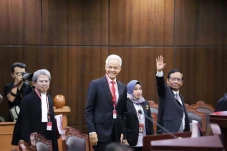 Lima Petitum Ganjar-Mahfud...