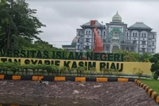 Kejati Periksa Pegawai...