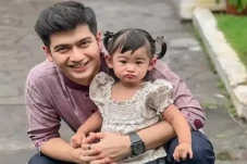 Gugatan Ria Ricis Tak...