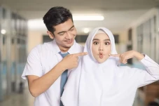 Hubungan Ria Ricis dan...