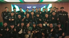 Juara di China, Ahmad...