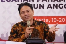 Menghapus Stigma Islamofobia...