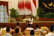 Kelakar Gus Miftah di...