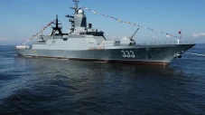 Kapal Perang Armada...