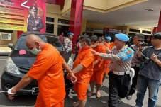 6 Debt Collector Ini...