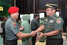 21 Pati TNI AD Naik...