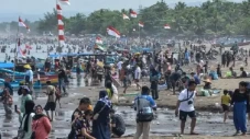 Kemenparekraf Gandeng...