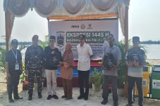 Dapat Sembako dari Baznas,...
