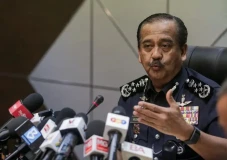 Tersangka Pembunuh Bayaran...