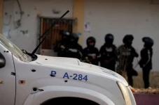 Para Gangster Ini Culik...