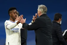 Ancelotti Santai Tanggapi...