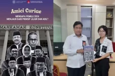 Ramai-ramai Ajukan Jadi...