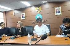 Dewan Pers Kecam Aksi...