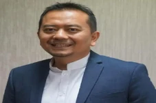 Kemendikbudristek Coret...