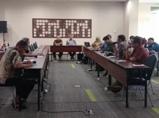Kemendikbudristek dan...