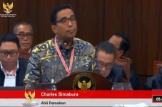 Ahli Hukum Tata Negara...