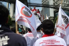 KAMI Bakal Laporkan...