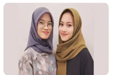 Kisah Mia dan Nia, Saudara...
