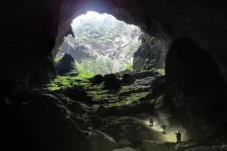 8 Gua Terunik di Dunia,...