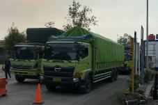 Mulai Besok, Pelabuhan...