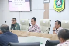 Pemkab Bogor Beri Bantuan...