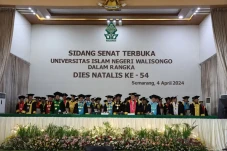 Hadiri Dies Natalis...