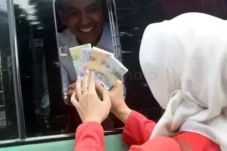 Penukaran Uang Baru...