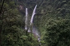 Objek Wisata Alam Lembah...