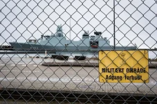 Kapal Perang Denmark...
