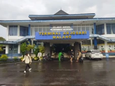 Terminal Arjosari Malang...