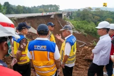 Akan Dibuka Sejalur,...