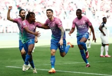 AC Milan Semakin Konsisten,...