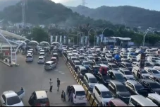 Merak Semakin Padat,...