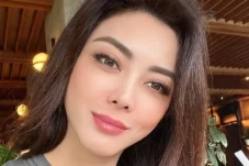 Alasan Dhena Devanka...