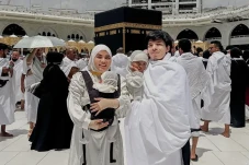 Atta Halilintar Abadikan...