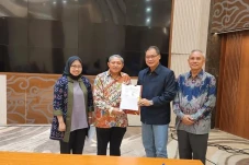 Ditjen Dikti Berikan...