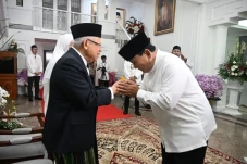 Prabowo Subianto Hadir...