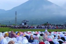 Viral! Lokasi Salat...