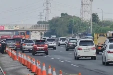 Penampakan Km 57 Tol...