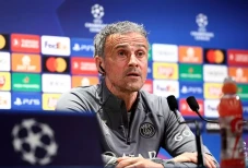 PSG Dipermalukan Barcelona,...